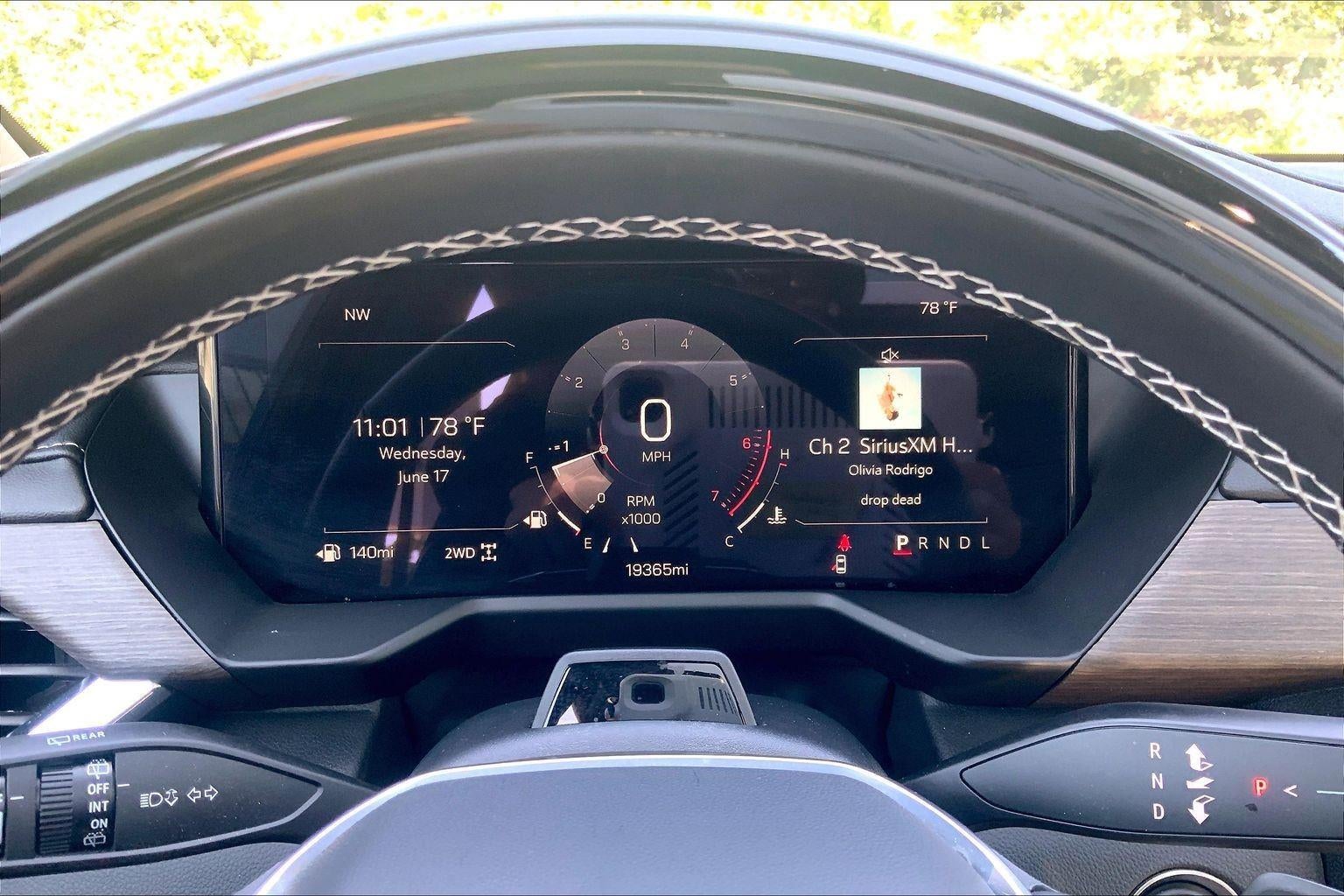 2025 GMC Acadia Denali