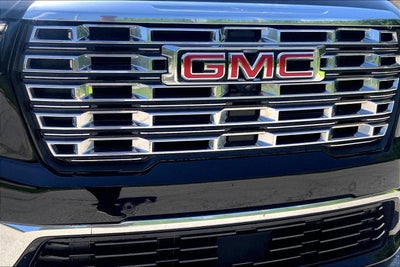 2025 GMC Acadia Denali