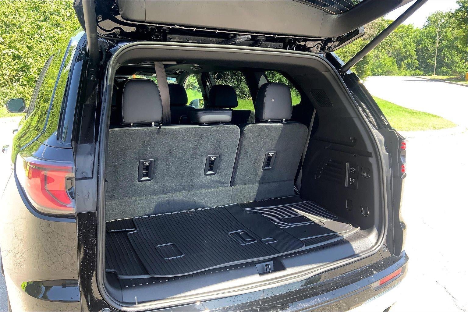 2025 GMC Acadia Denali