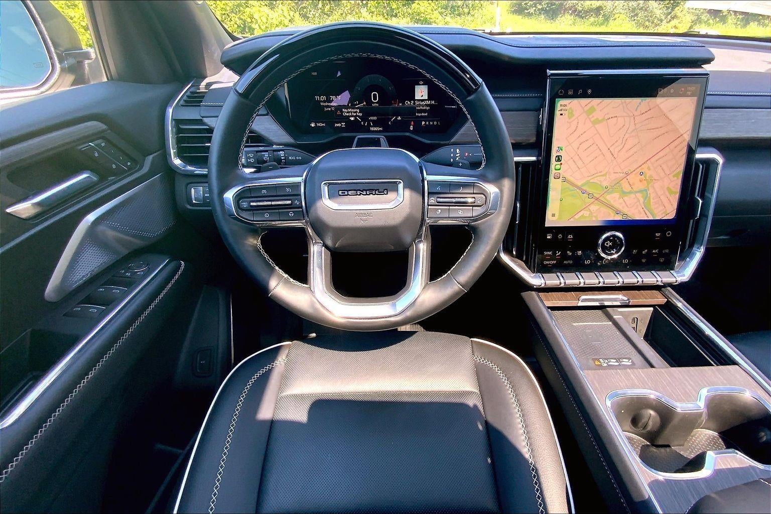 2025 GMC Acadia Denali
