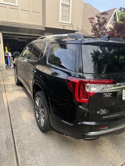 2023 GMC Acadia Denali