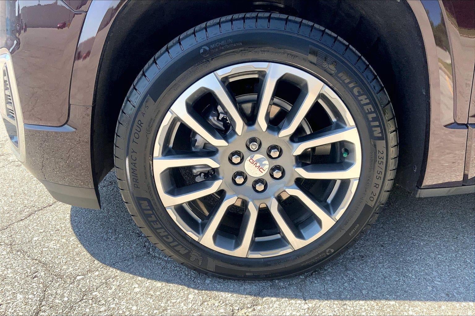 2021 GMC Acadia Denali