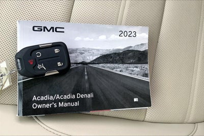 2023 GMC Acadia Denali