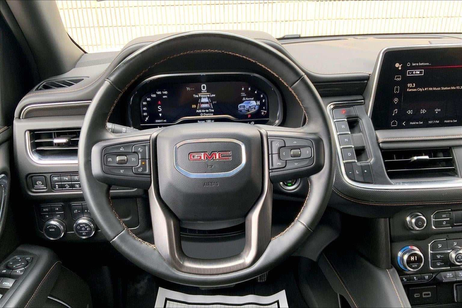 2024 GMC Yukon XL AT4