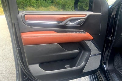 2024 GMC Yukon XL Denali Ultimate