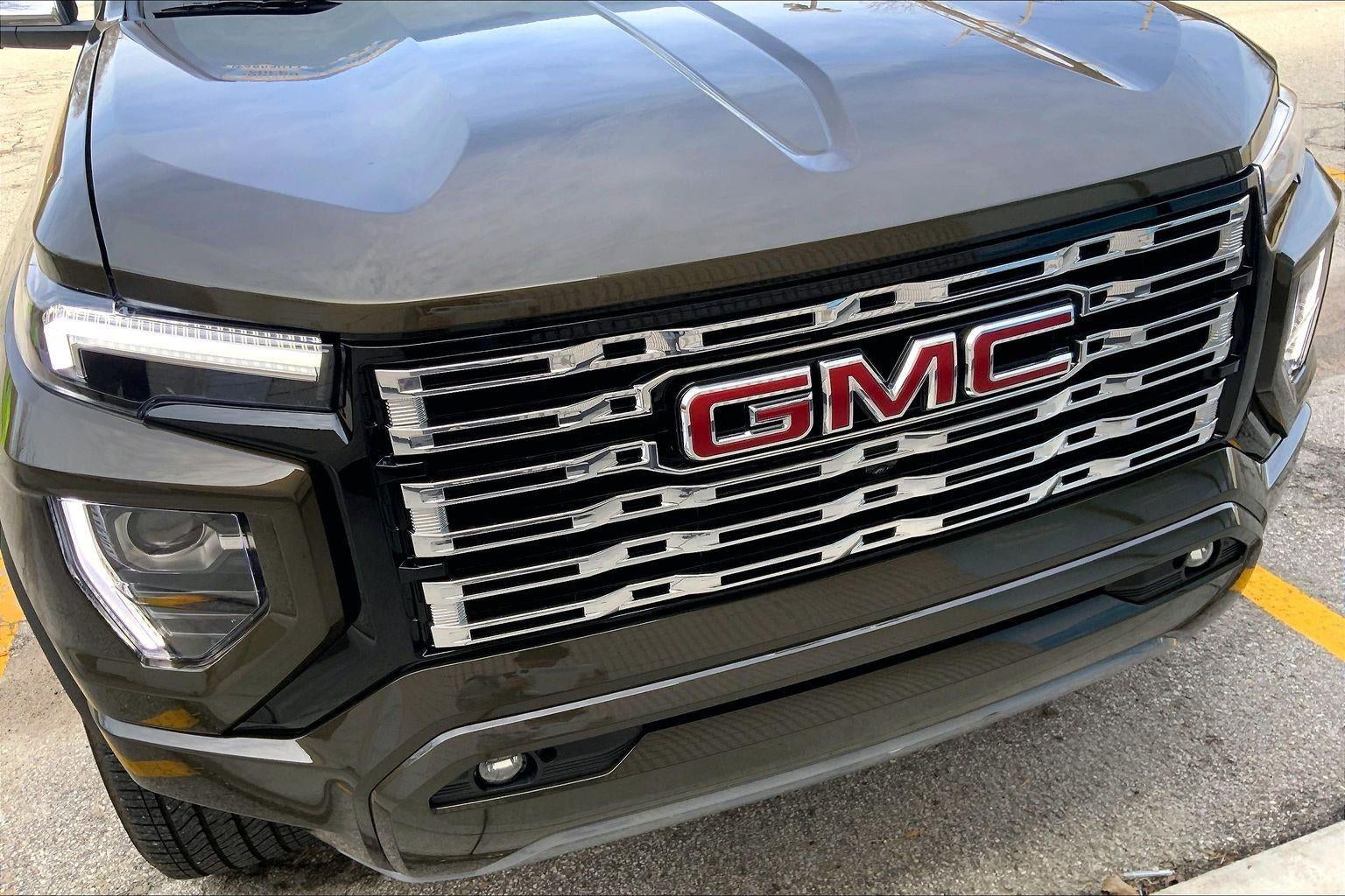 2023 GMC Canyon Denali