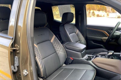 2023 GMC Canyon Denali