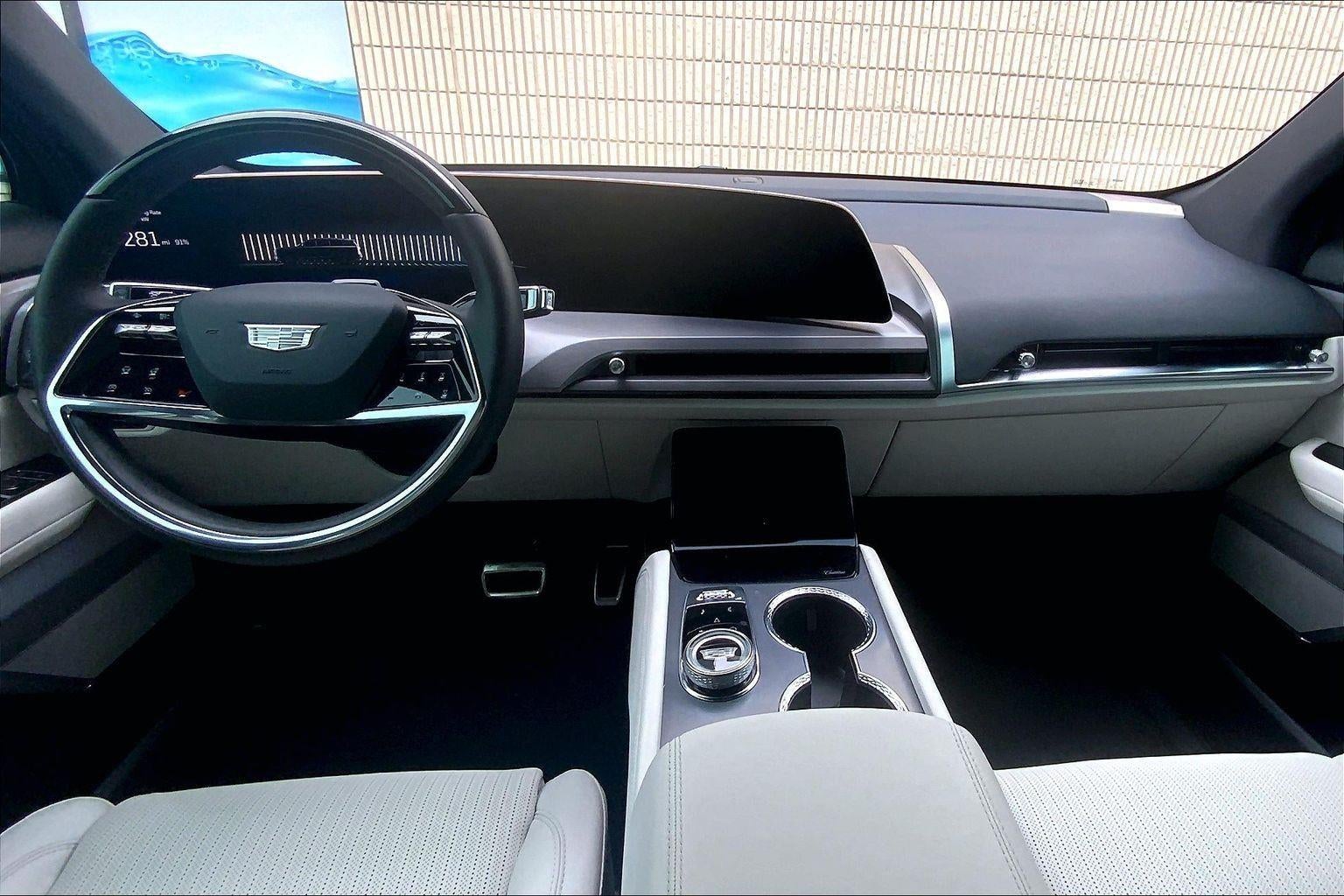 2026 Cadillac VISTIQ Sport