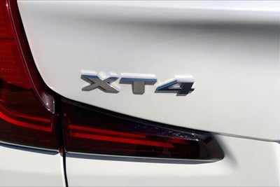 2023 Cadillac XT4 Premium Luxury
