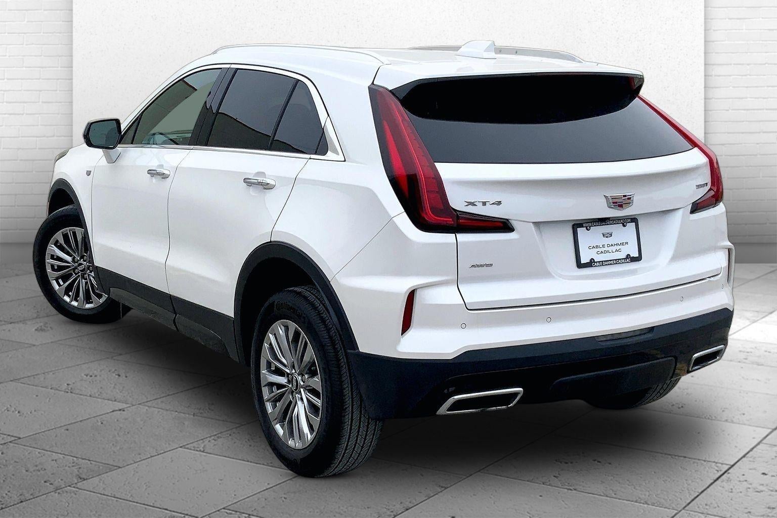 2024 Cadillac XT4 Premium Luxury