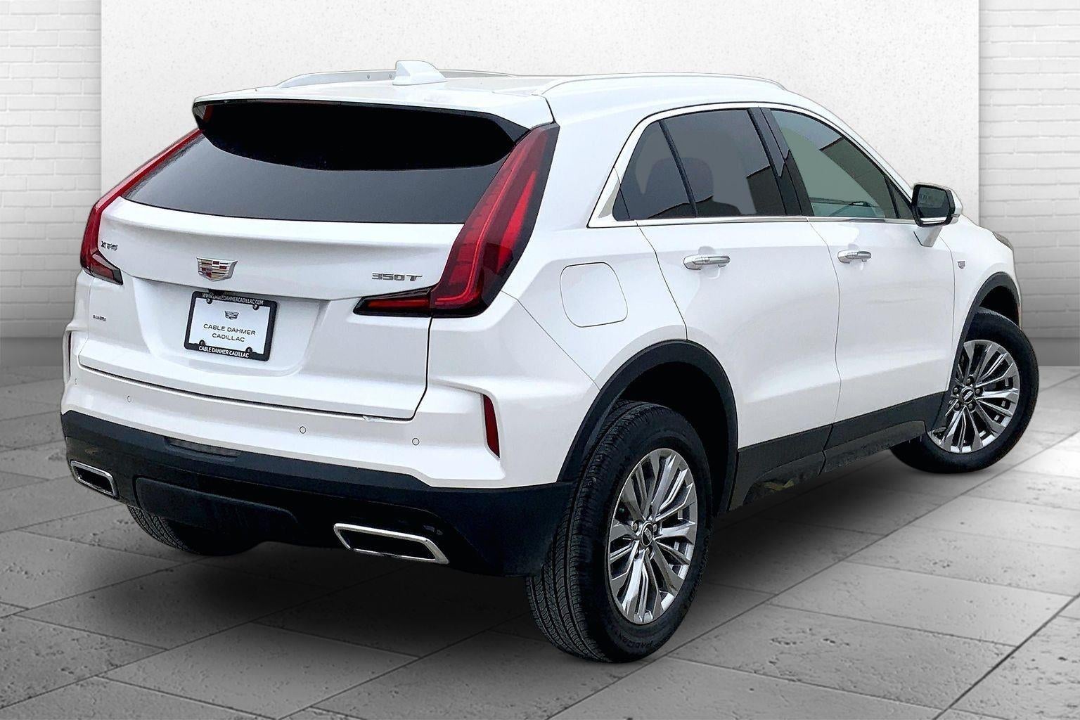 2024 Cadillac XT4 Premium Luxury