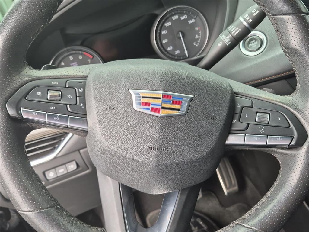 2023 Cadillac XT4 Sport
