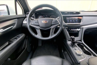 2025 Cadillac XT5 Luxury