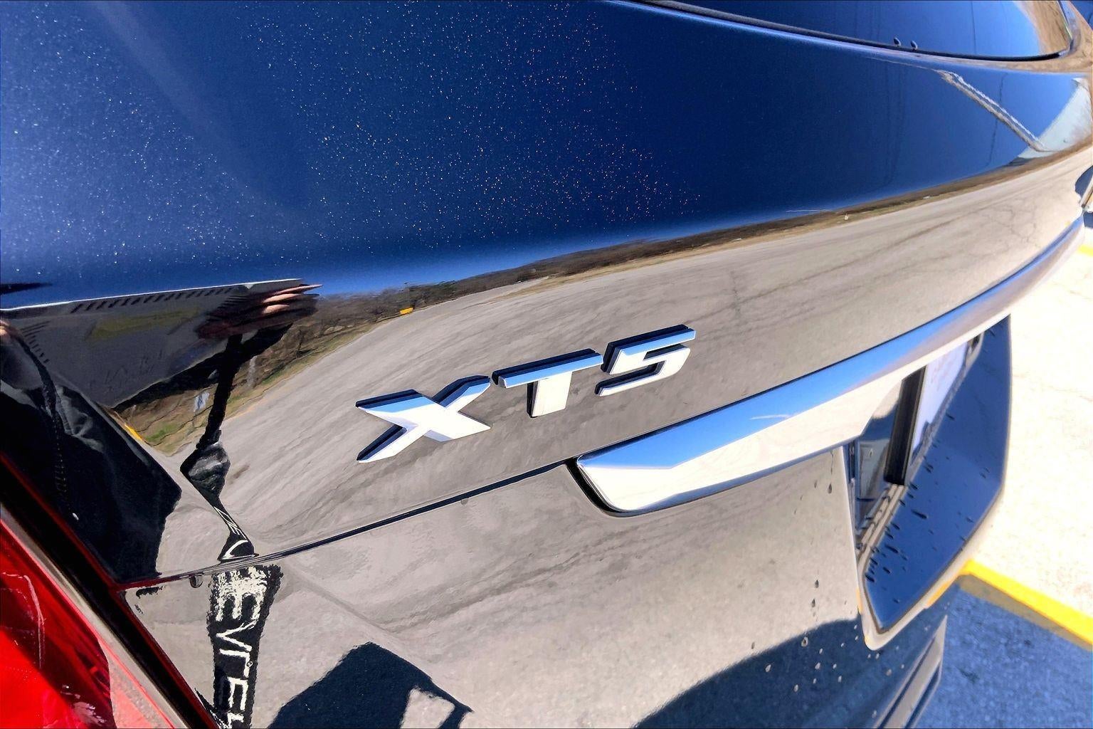 2025 Cadillac XT5 Premium Luxury