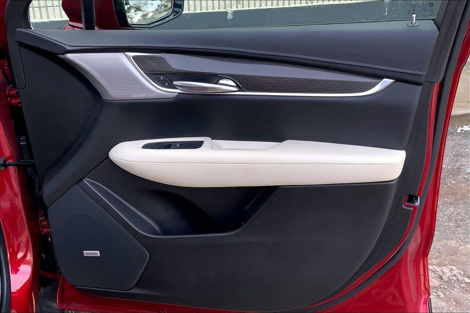 2022 Cadillac XT5 Sport