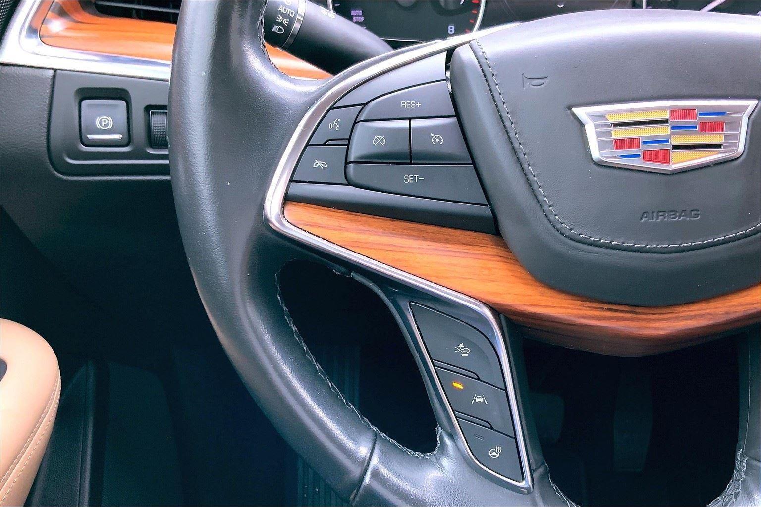 2018 Cadillac XT5 Platinum AWD