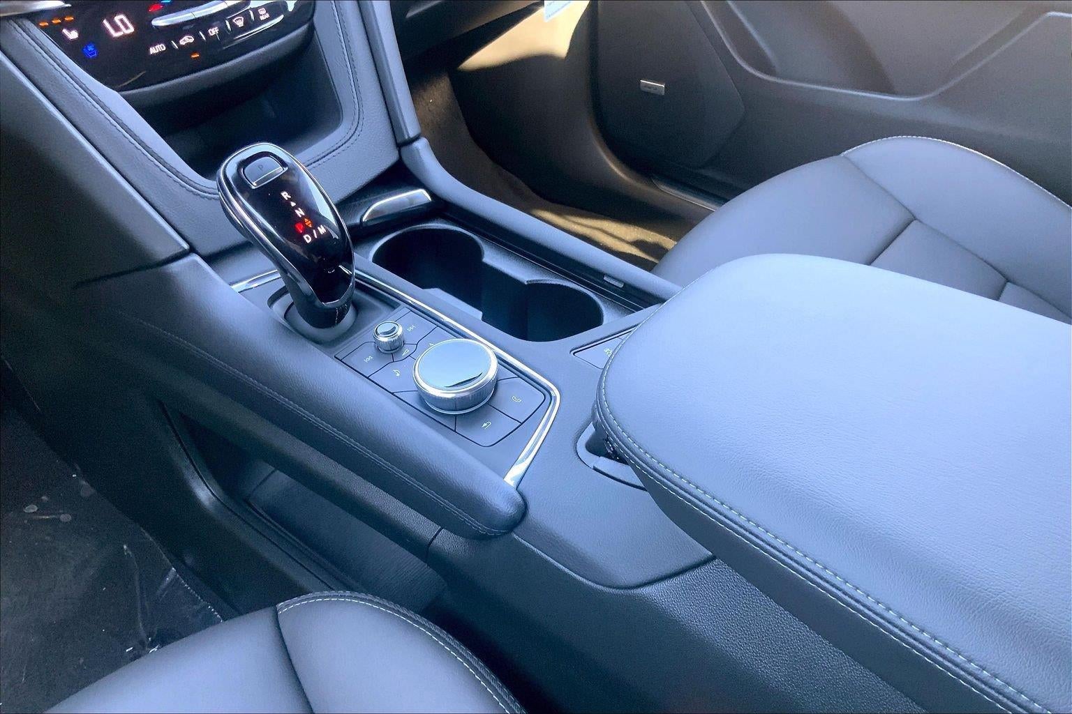 2026 Cadillac XT5 Sport