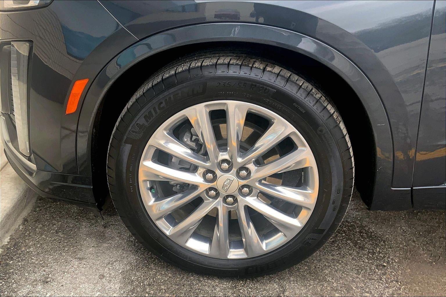 2021 Cadillac XT6 Premium Luxury