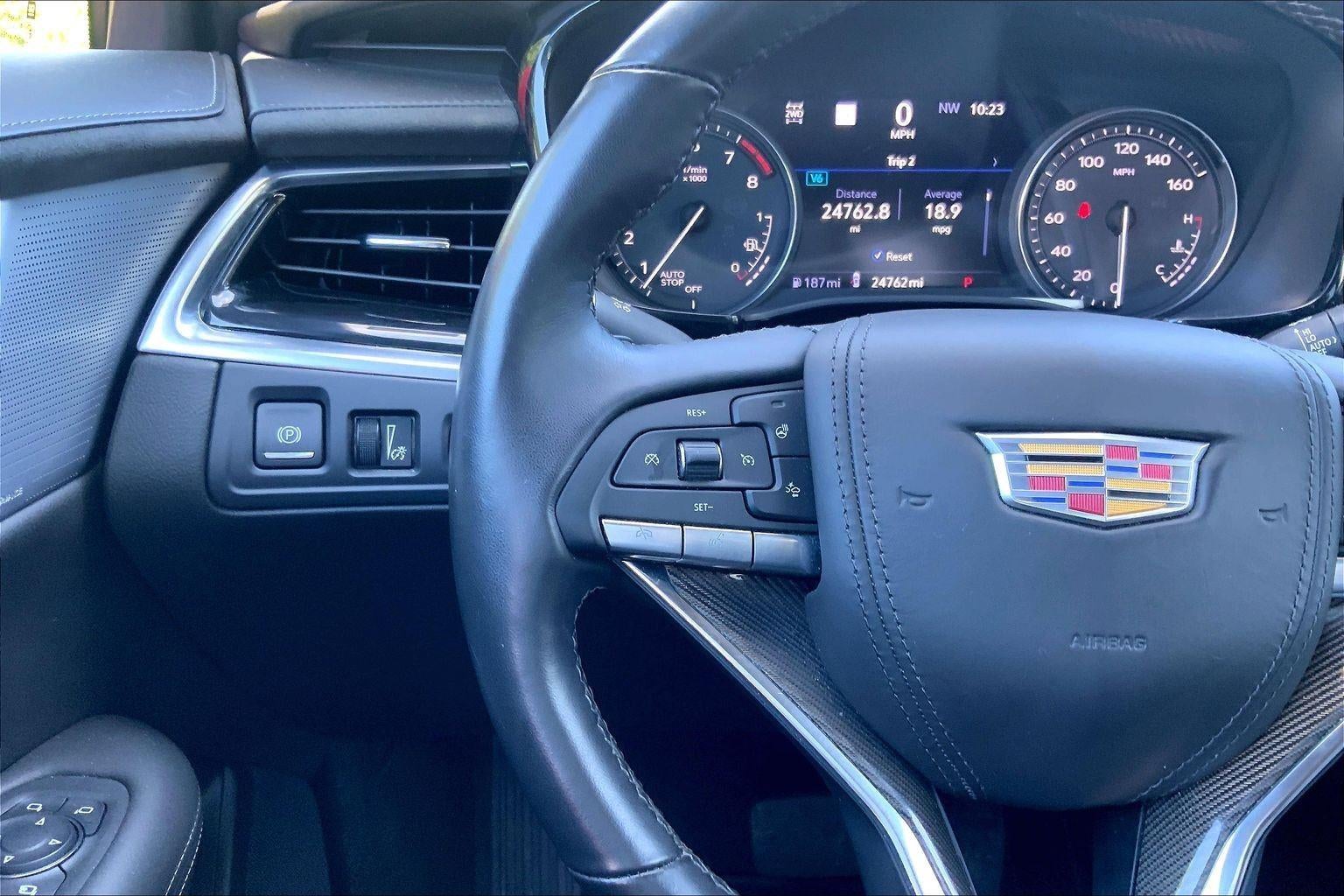 2024 Cadillac XT6 Premium Luxury