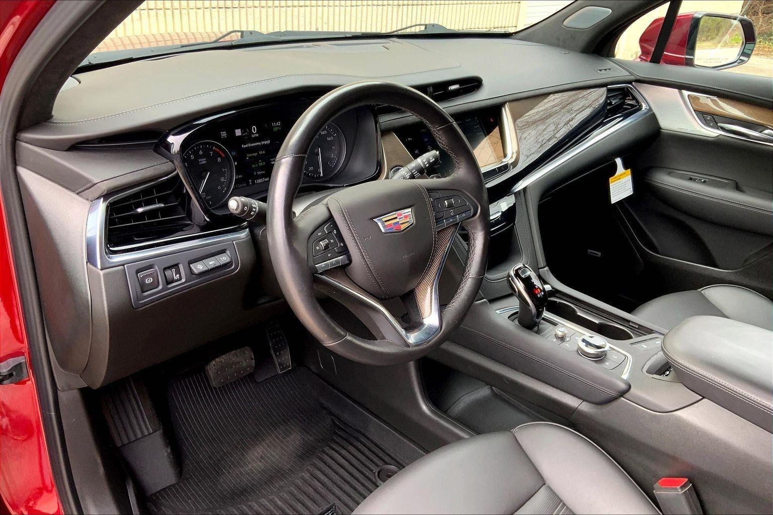 2024 Cadillac XT6 Premium Luxury