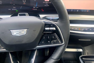 2025 Cadillac LYRIQ Luxury 3