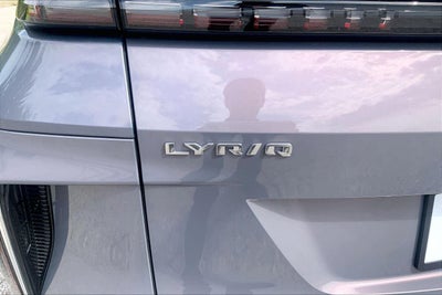 2025 Cadillac LYRIQ Luxury 3