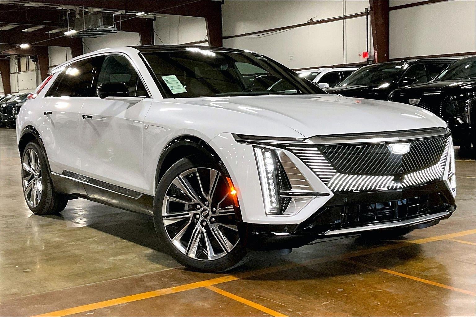 2027 Cadillac LYRIQ Signature Luxury