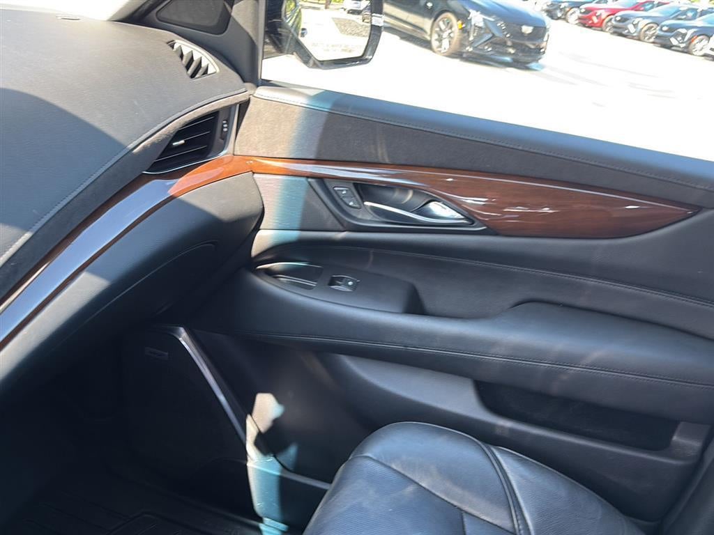 2020 Cadillac Escalade Premium Luxury