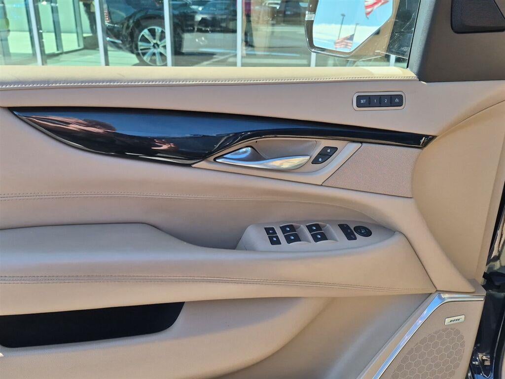 2018 Cadillac Escalade Platinum