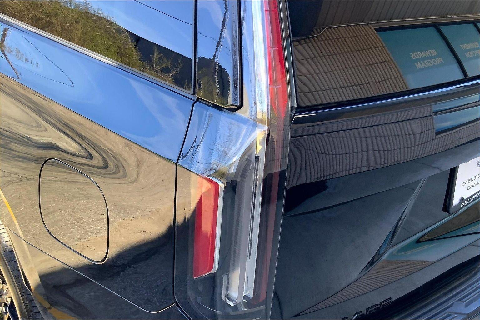 2024 Cadillac Escalade Sport