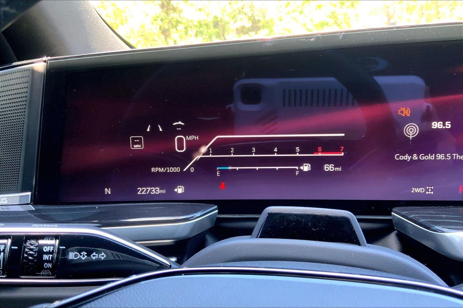 2025 Cadillac Escalade Sport