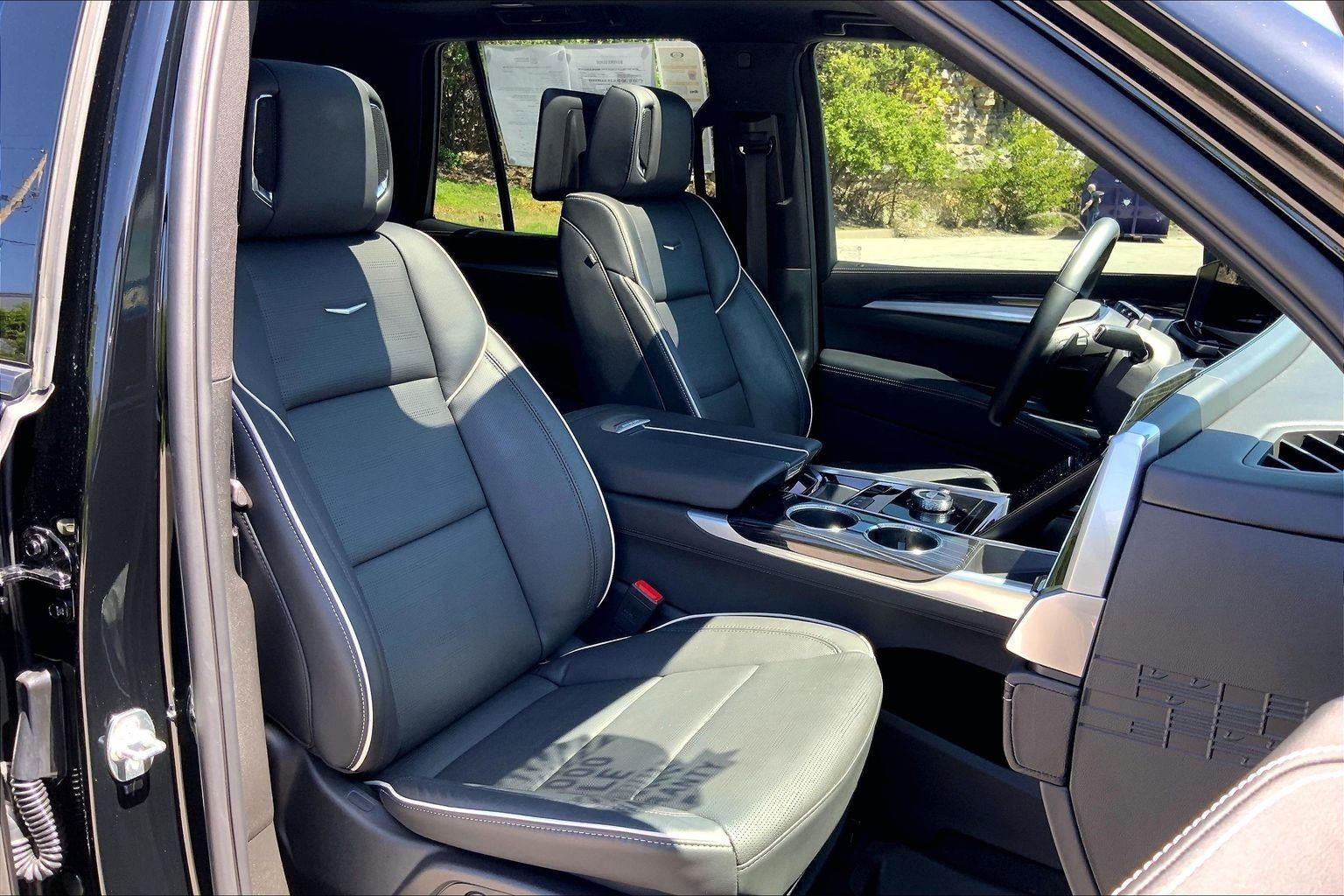 2025 Cadillac Escalade Sport