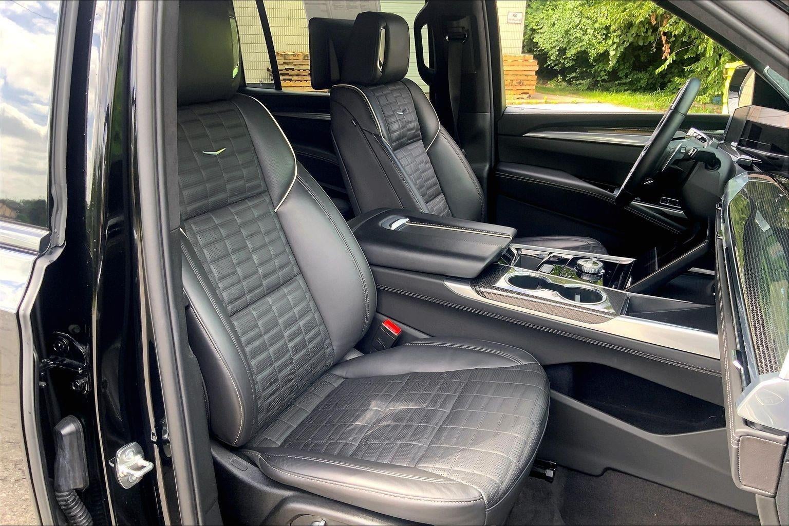 2025 Cadillac Escalade ESV Escalade-V ESV