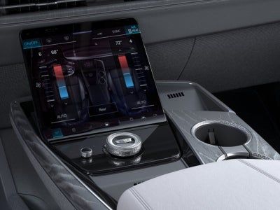 2026 Cadillac ESCALADE IQ Luxury