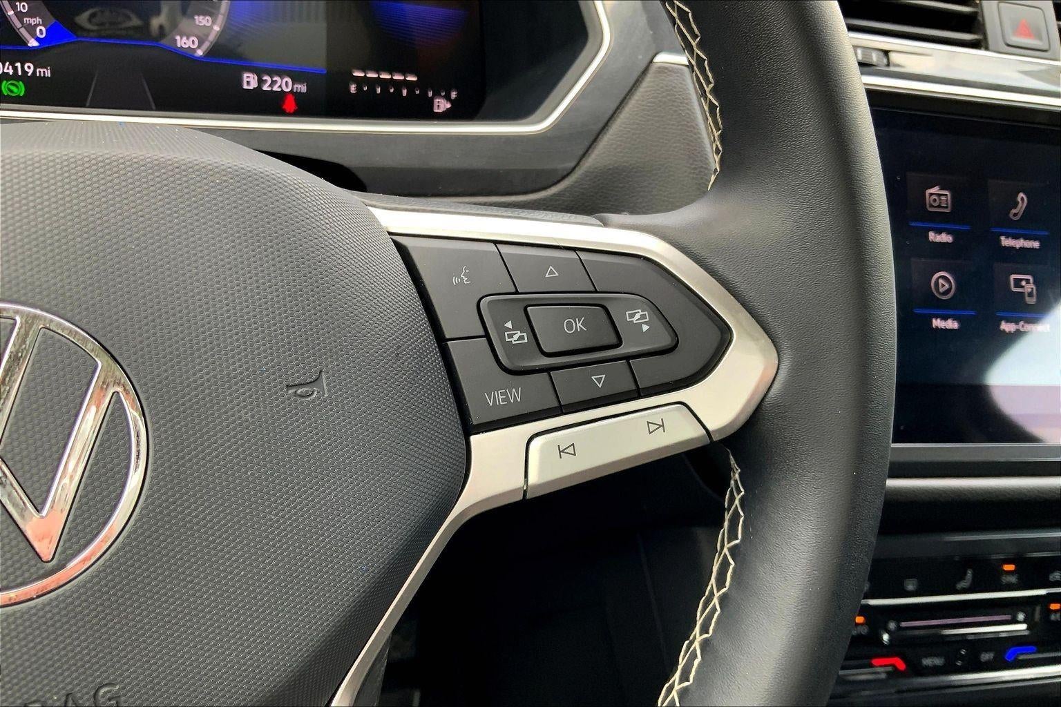 2023 Volkswagen Tiguan SE