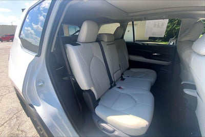 2025 Toyota Grand Highlander XLE