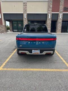 2022 RIVIAN R1T Adventure Package