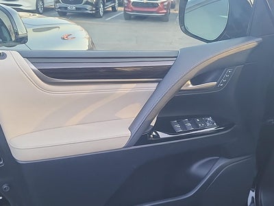 2020 Lexus LX LX 570