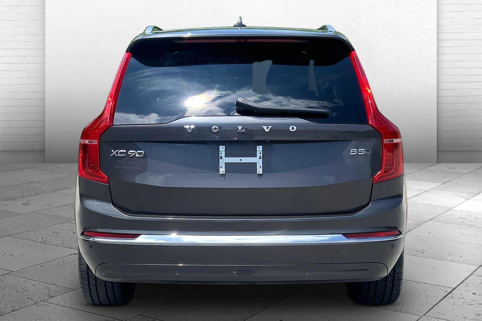 2024 Volvo XC90 Plus Bright Theme