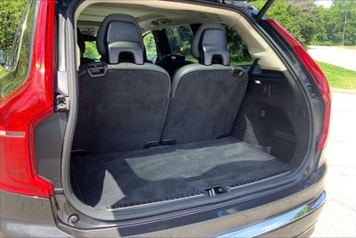 2024 Volvo XC90 Plus Bright Theme