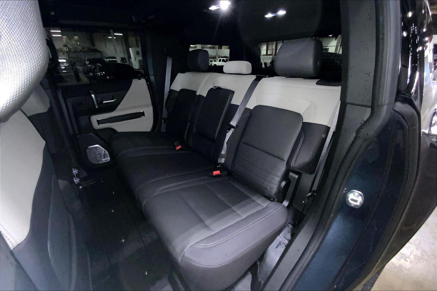 2026 GMC HUMMER EV SUV 2X