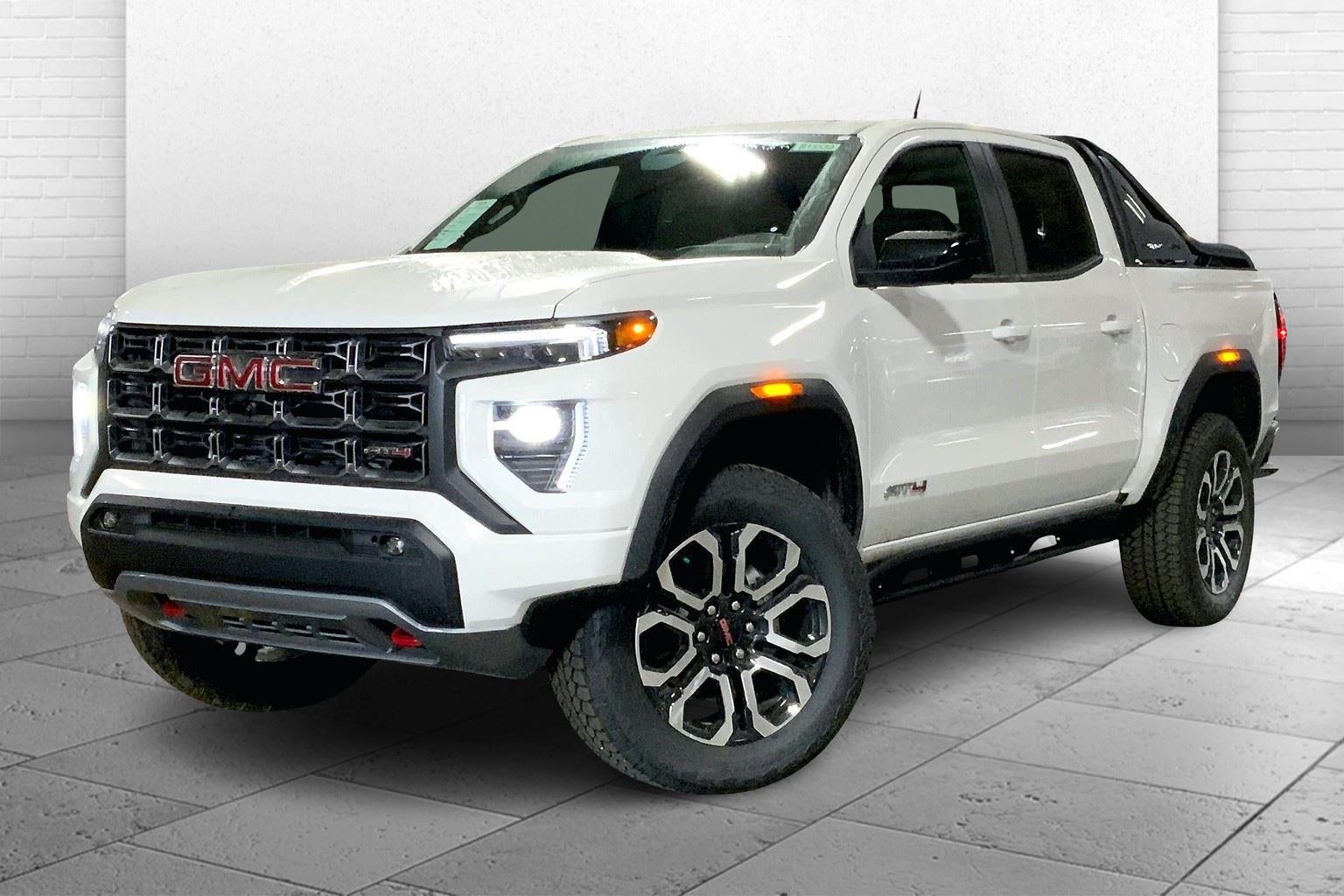 2025 GMC Canyon AT4
