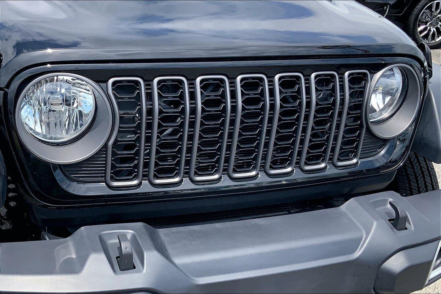 2024 Jeep Gladiator Sport