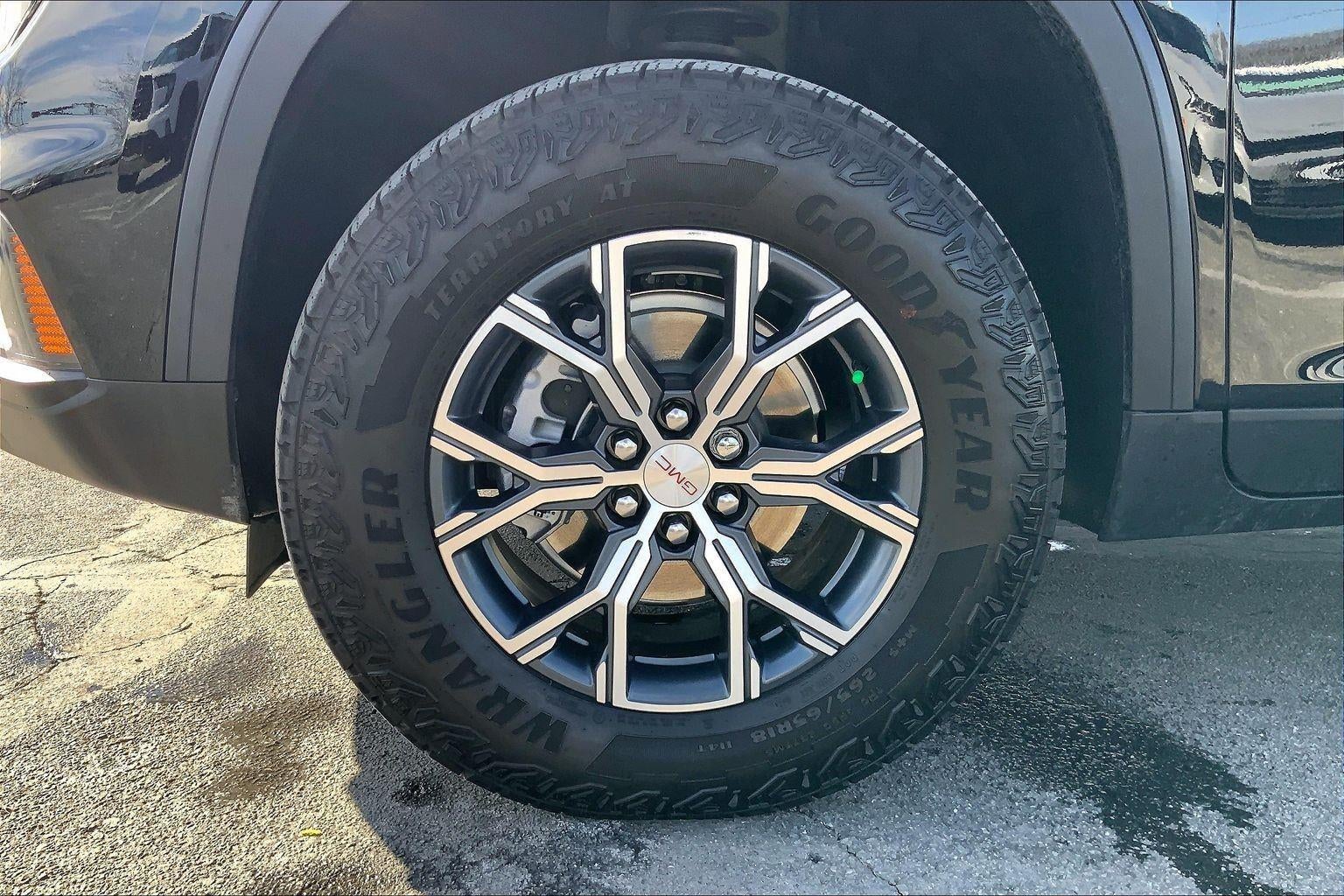 2026 GMC Acadia AT4