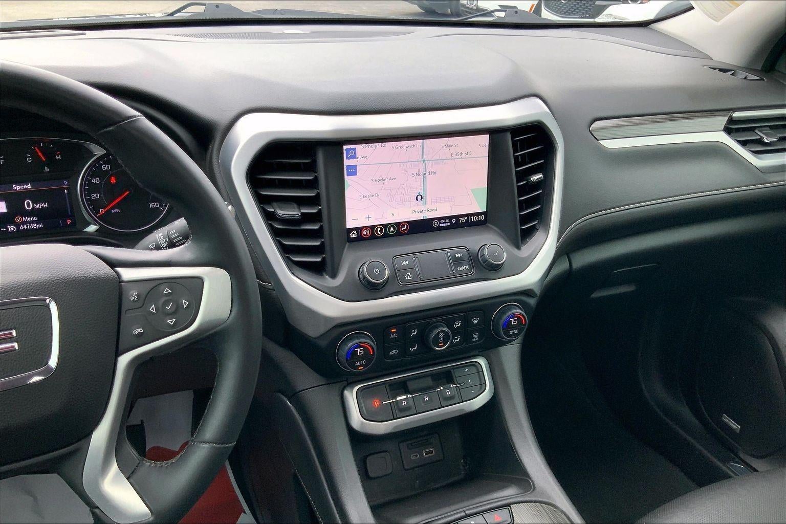 2023 GMC Acadia SLT