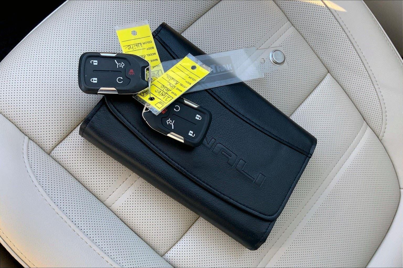 2020 GMC Acadia Denali