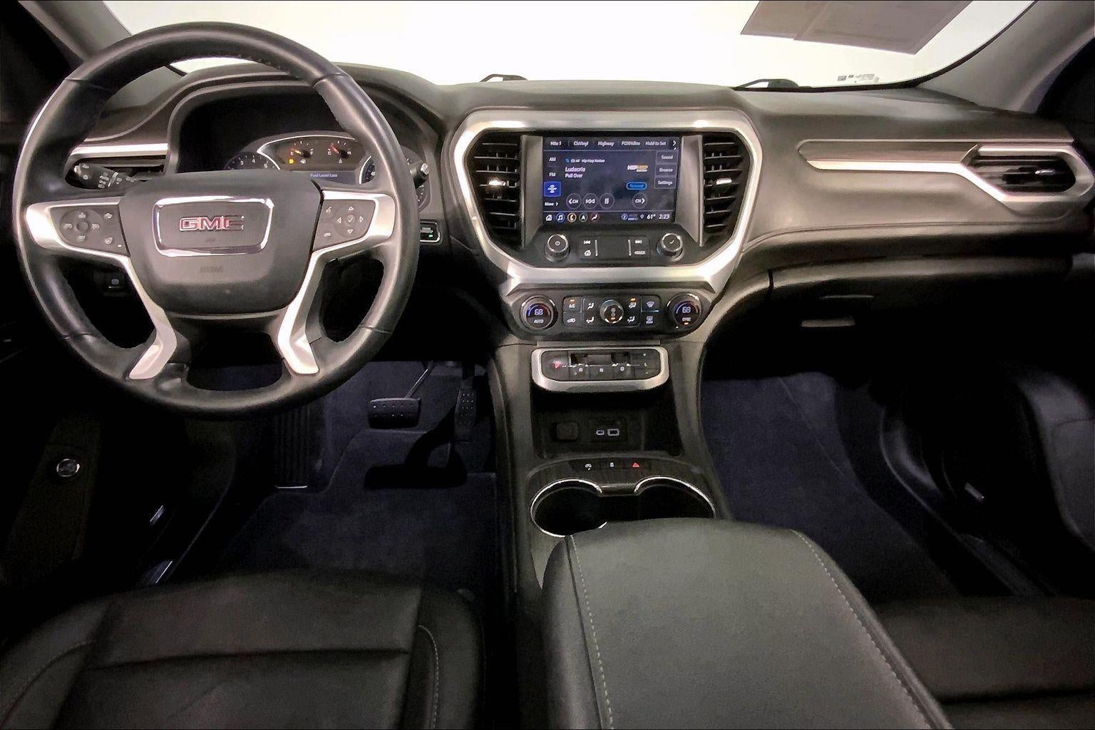2023 GMC Acadia SLT