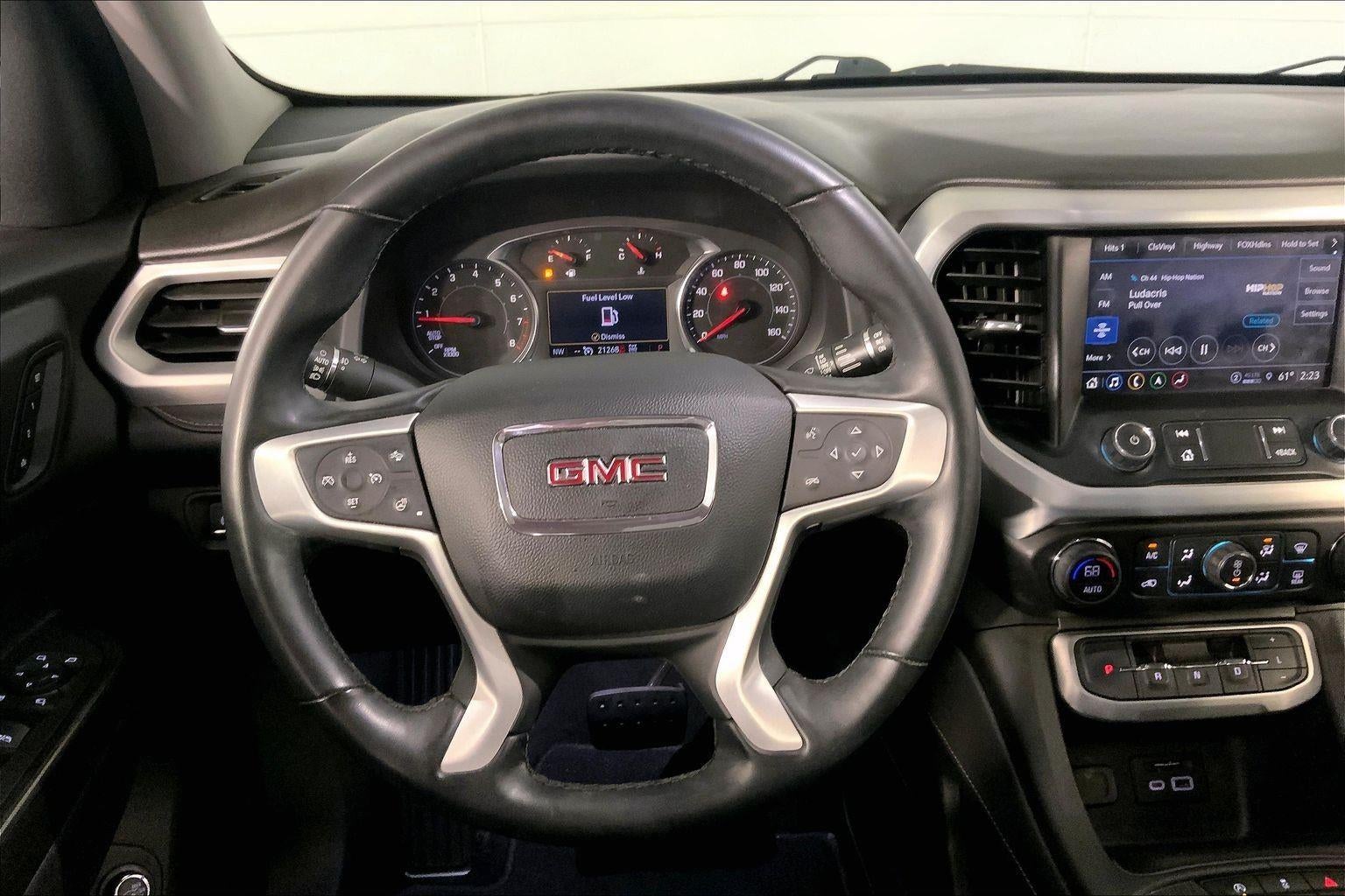 2023 GMC Acadia SLT