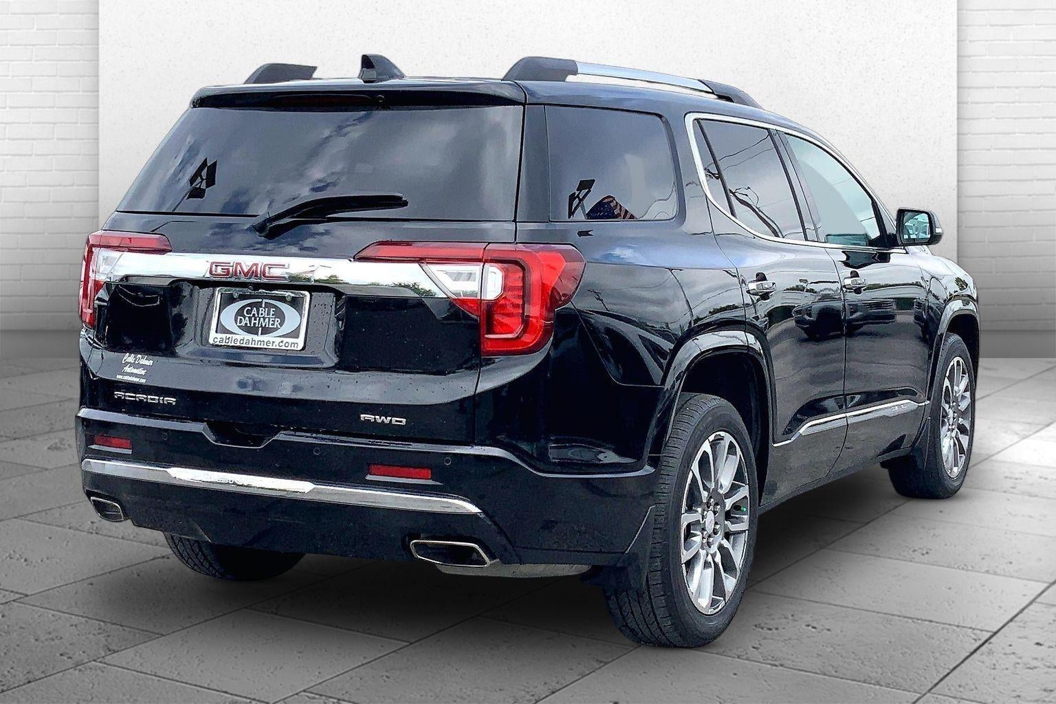 2023 GMC Acadia Denali