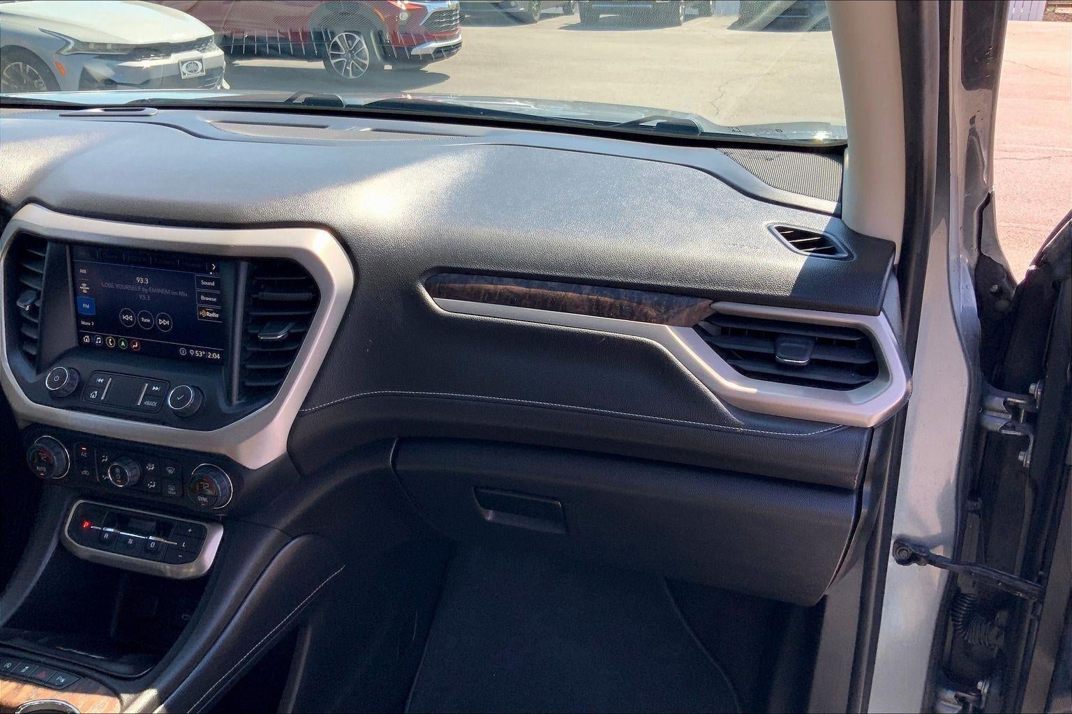 2020 GMC Acadia Denali